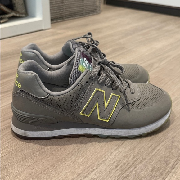 New balance 574 Core - Picture 2 of 4